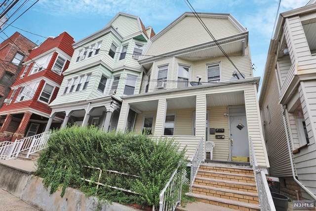 95 17th Street - Photo 1