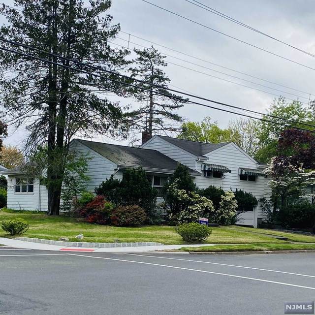 199 Delong Avenue - Photo 1
