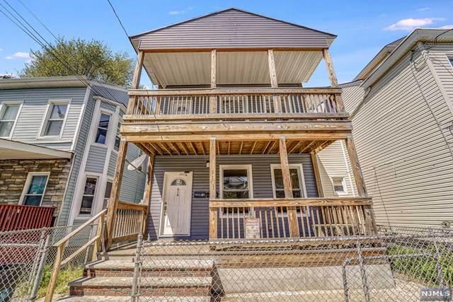 319 Hamilton Avenue - Photo 1