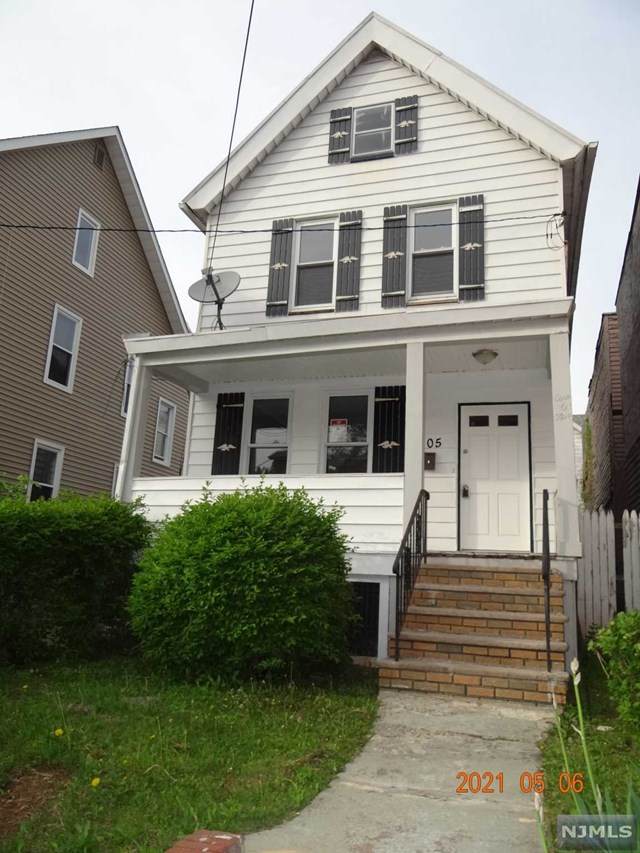 105 Paine Avenue - Photo 1