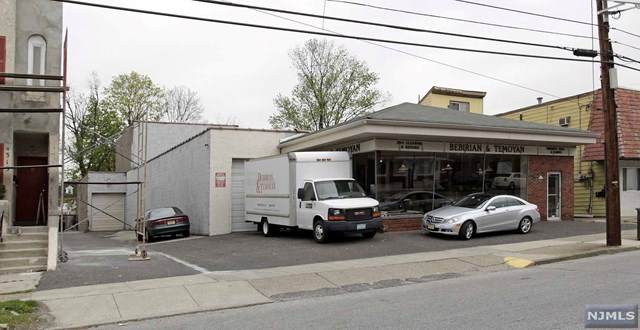 705 Maple Avenue - Photo 1