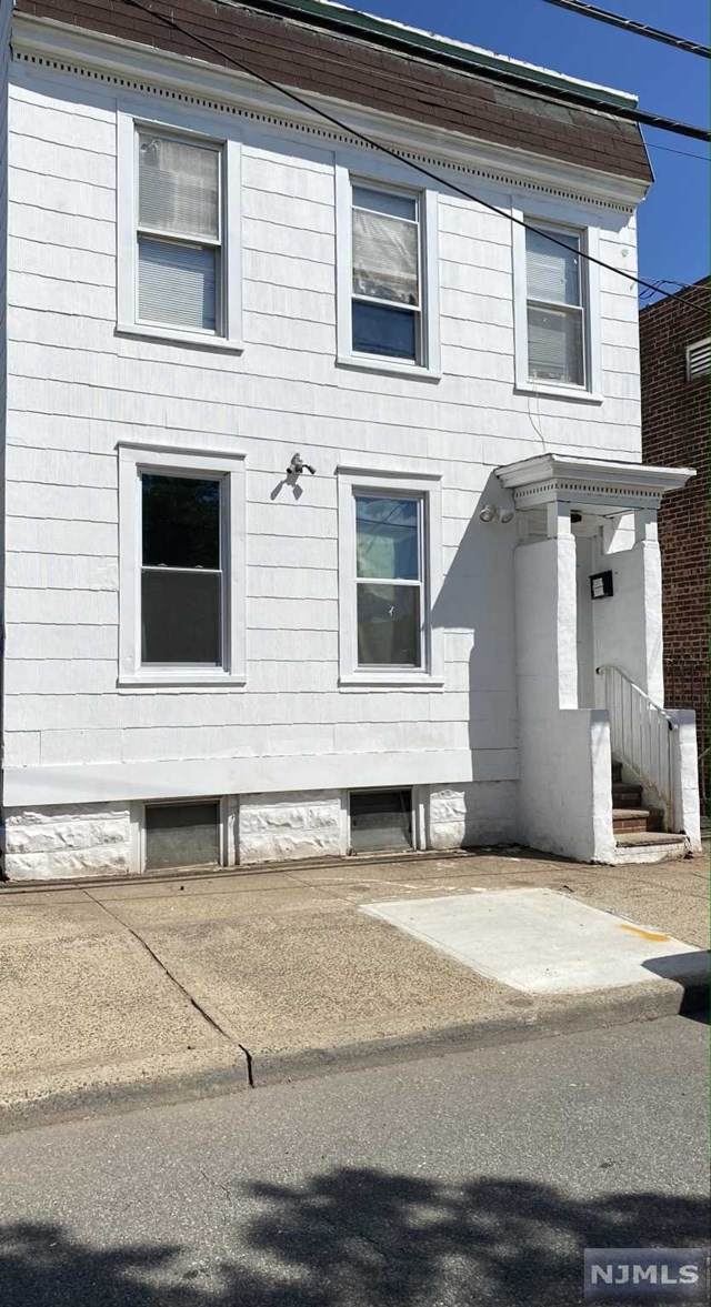 630 12th Street - Photo 1