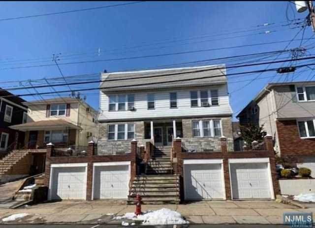 165-167 Davis Avenue - Photo 1