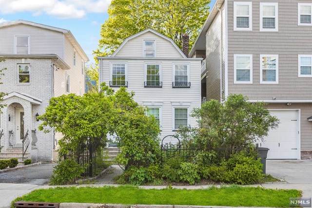 102 Broughton Avenue - Photo 1