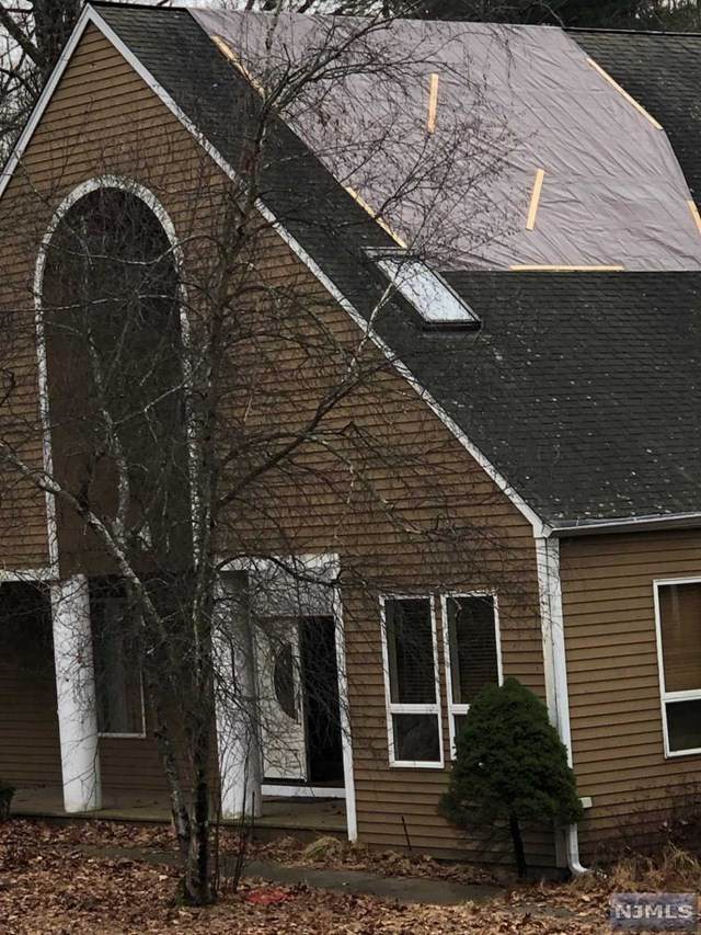 66 Westview Road - Photo 1