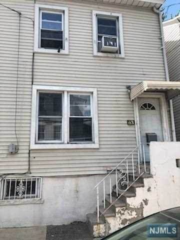 63 Levine Street - Photo 1