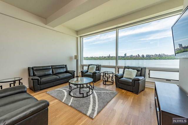 9 Somerset Lane - Photo 1