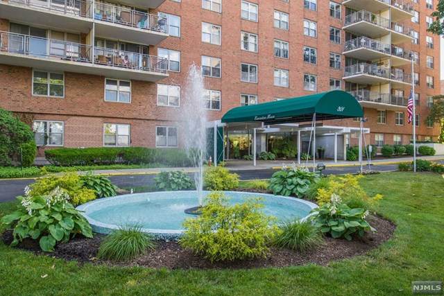 301 Beech Street - Photo 1