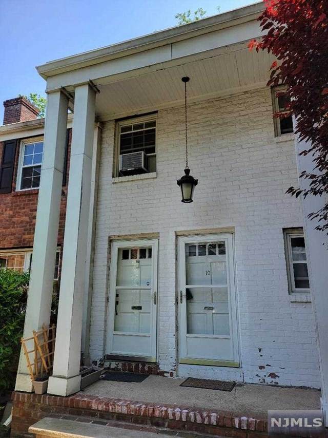 191 Knickerbocker Road - Photo 1