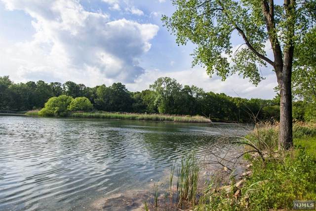 555 Rte 46 - Photo 1