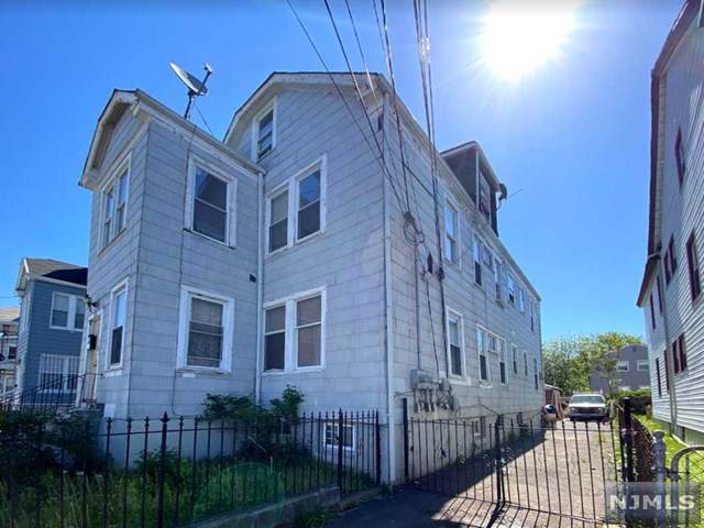 232 Myrtle Avenue - Photo 1