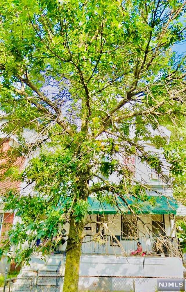 24-26 Chelsea Avenue - Photo 1