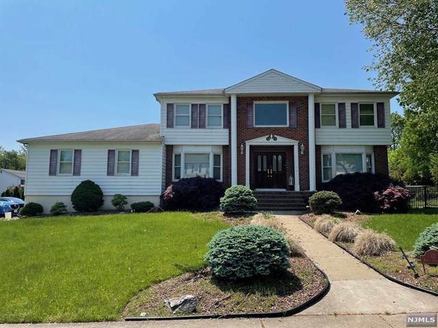 12 Robin Hood Way - Photo 1