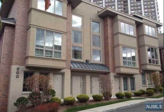 200 Laird Avenue - Photo 1