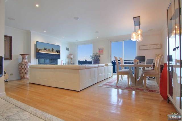 1077 River Road - Photo 1