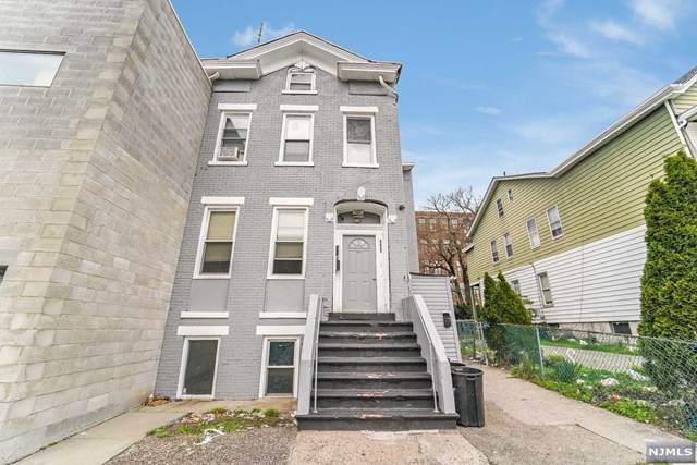 111 Hamilton Avenue - Photo 1