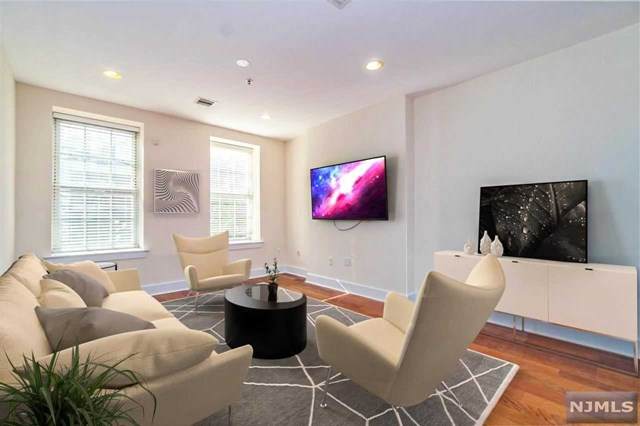 113 Willow Avenue - Photo 1