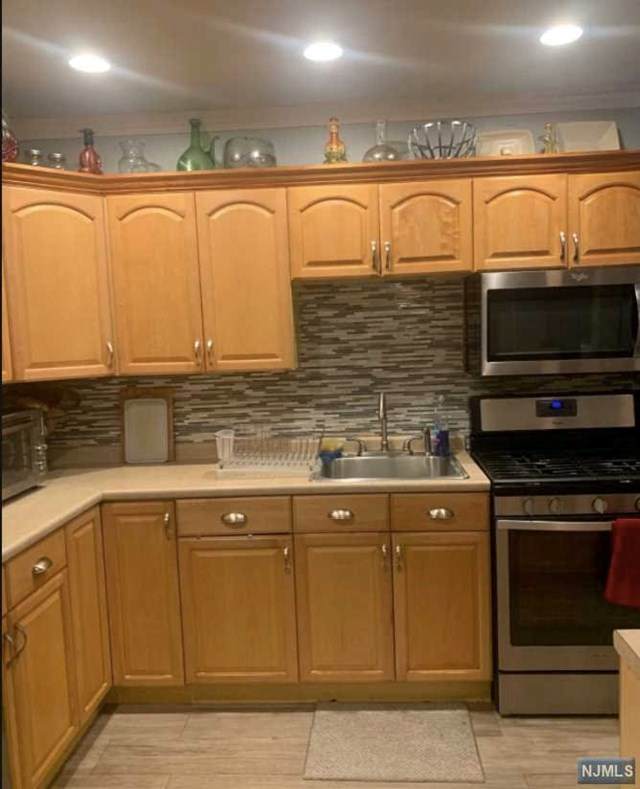 3060 Edwin Avenue - Photo 1