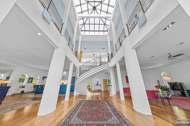 785 Aspen Way - Photo 1