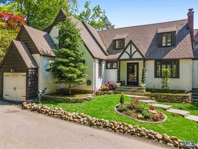 104 Hemlock Road - Photo 1