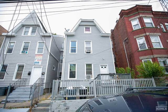111 Putnam Street - Photo 1