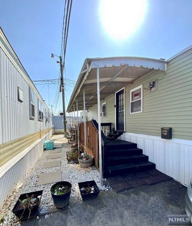 15 Helen Drive - Photo 1