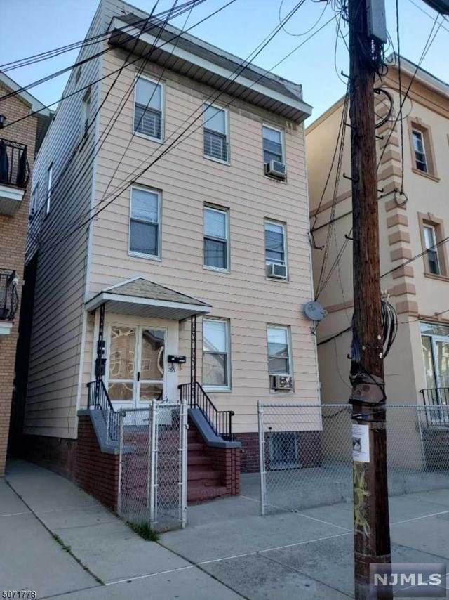 63 New York Avenue - Photo 1
