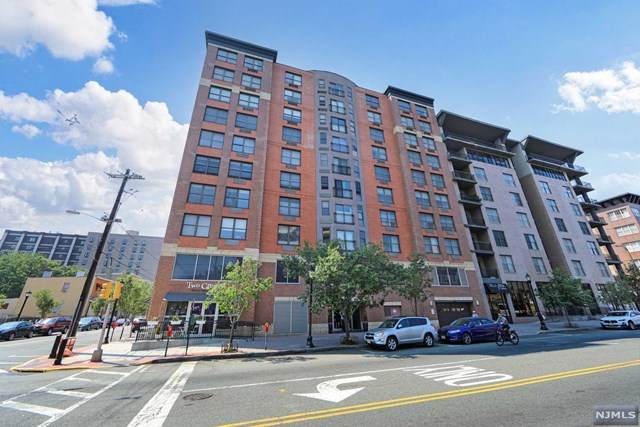 4301 Park Avenue - Photo 1
