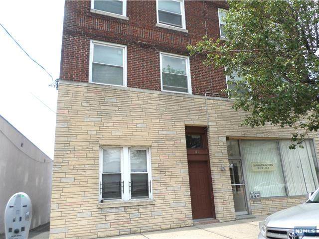 129 Broad Avenue - Photo 1