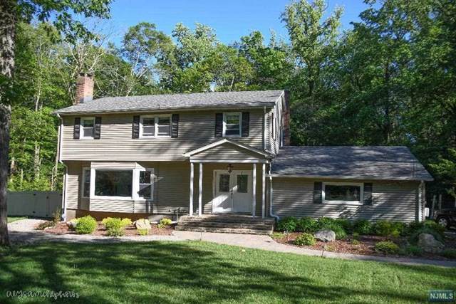 517 Avon Court - Photo 1