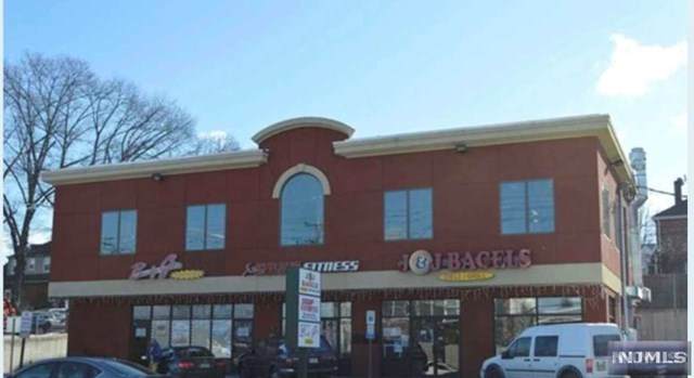 572-576 Bergen Boulevard - Photo 1