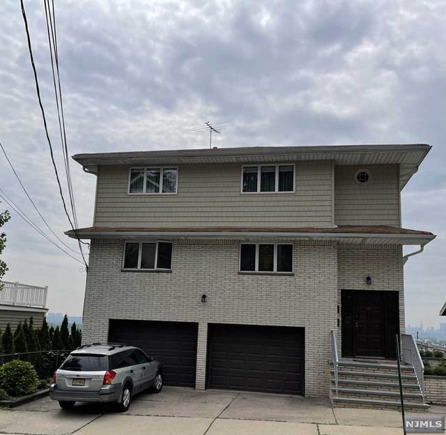 615 5th Street - Photo 1