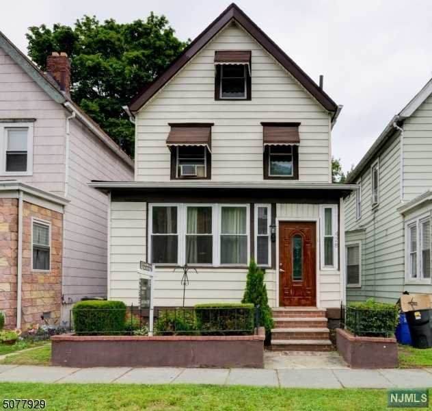428 Springdale Avenue - Photo 1
