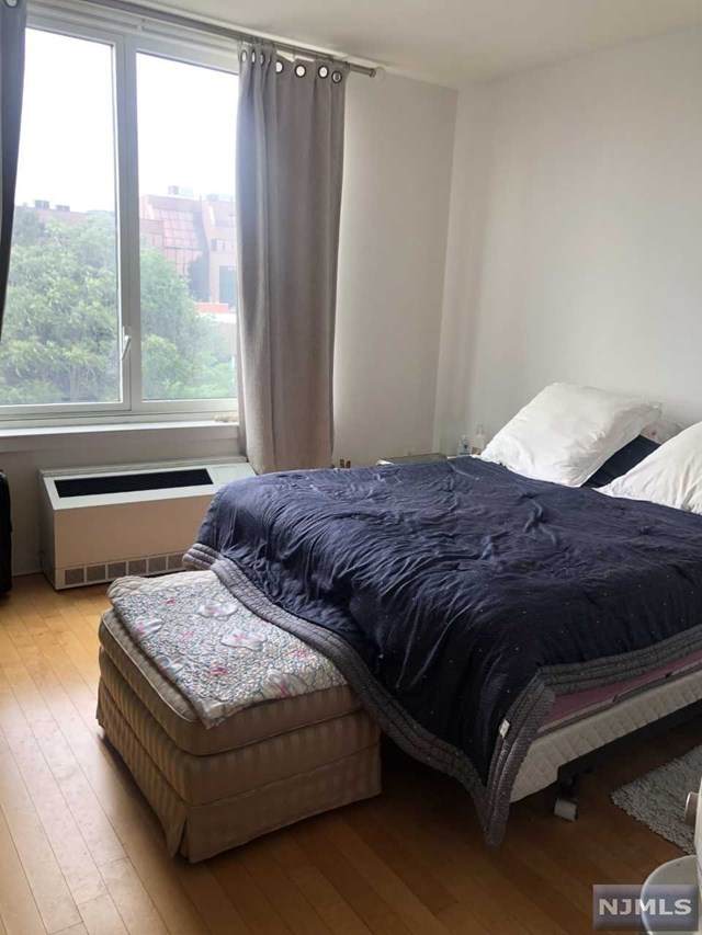 800 12th Street - Photo 1