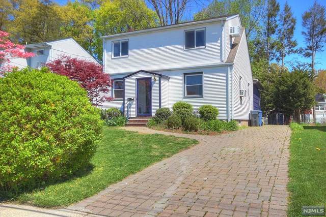 33 Cambridge Avenue - Photo 1