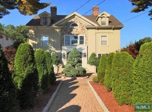 1025 Palisade Avenue - Photo 1