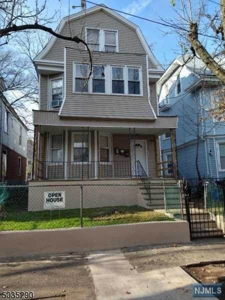 787 12th Street - Photo 1