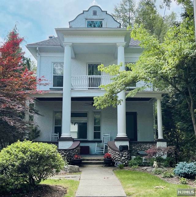 182 Laroche Avenue - Photo 1