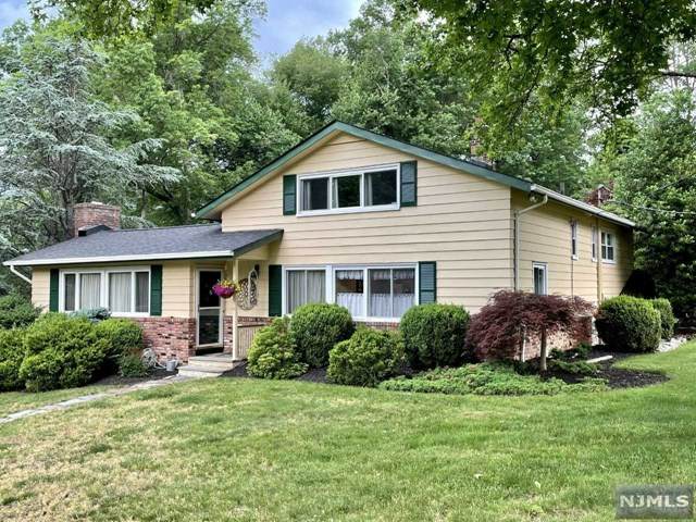 55 Fleetwood Avenue - Photo 1