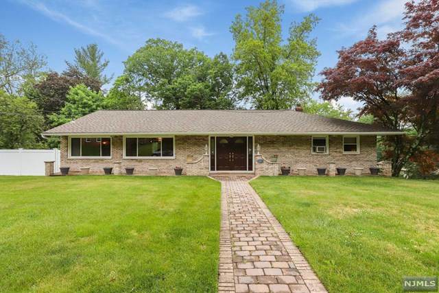 18 Edgewood Avenue - Photo 1