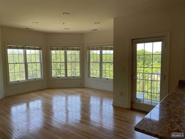 2315 Windsor Park Court - Photo 1