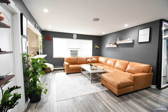 205 Bergen Turnpike - Photo 1