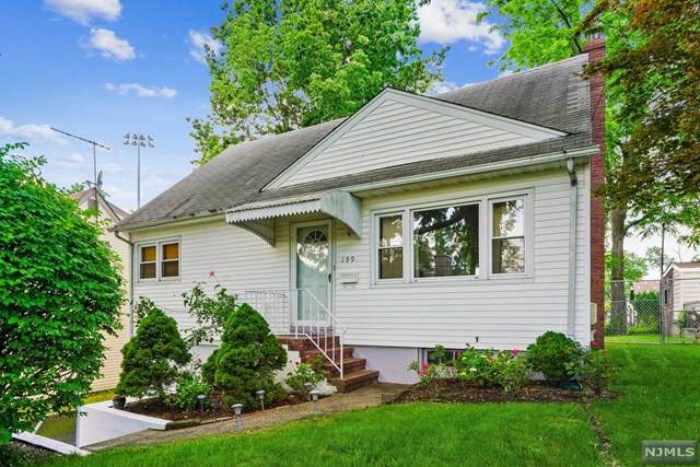 199 Hickory Avenue - Photo 1