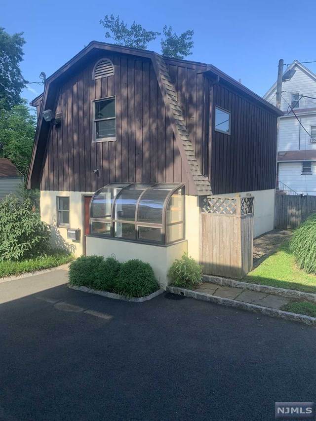 7 Irving Place - Photo 1