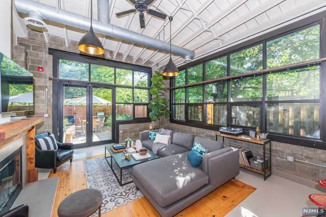 51.5 Greenwood Avenue - Photo 1