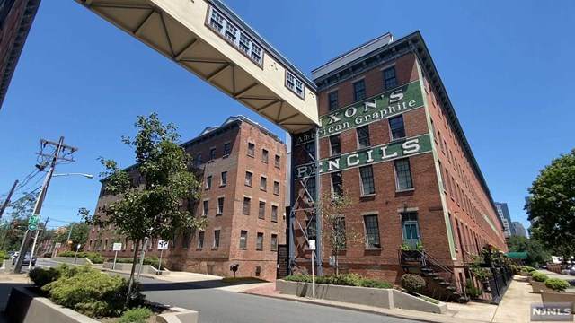 186 Wayne Street - Photo 1