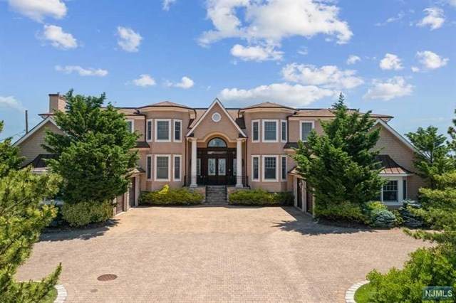 11 Ocean Avenue - Photo 1