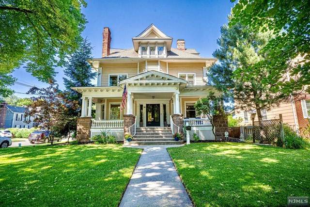 60 Donaldson Avenue - Photo 1