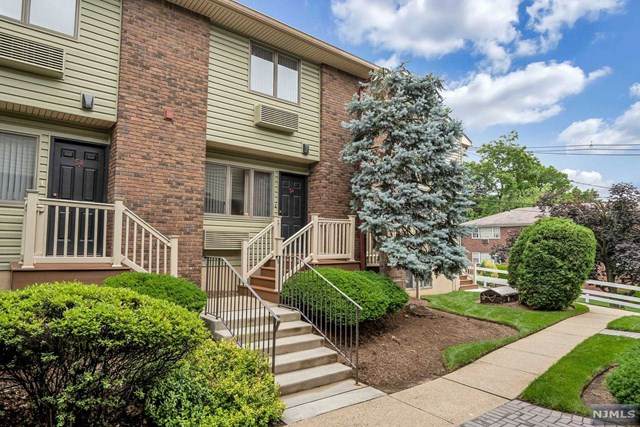 1-15 Coles Avenue - Photo 1