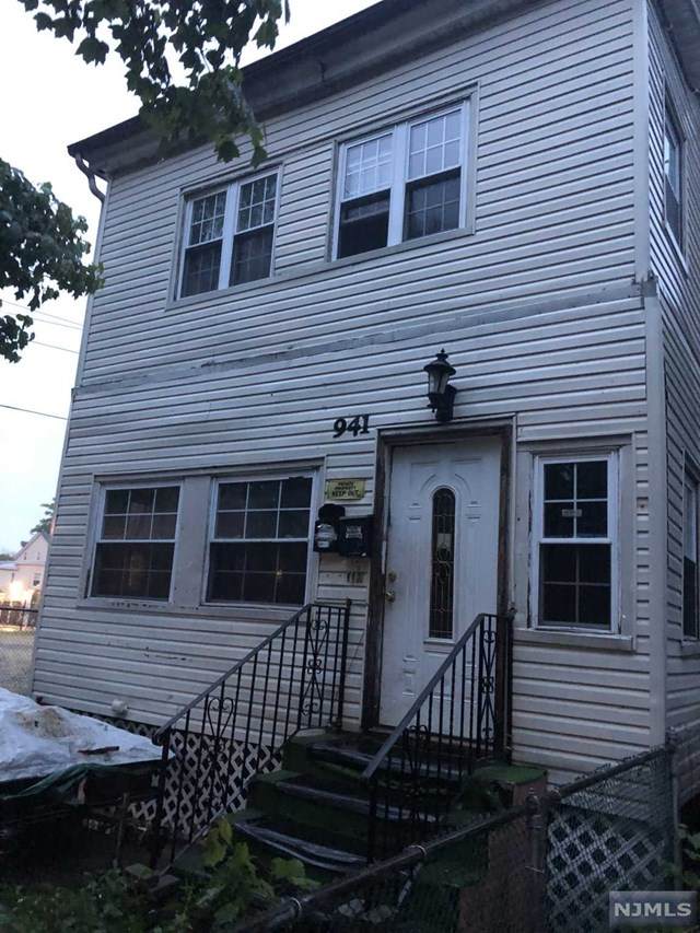 941 20th Street - Photo 1